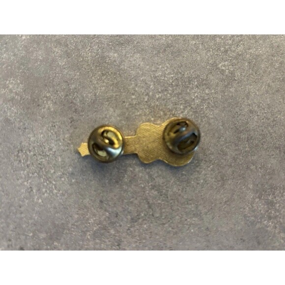 VTG KNIX Phoenix Arizona 102.5 Radio Guitar Country Music Brass Metal Lapel Pin - Picture 2 of 2